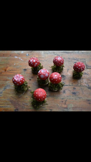 Freizeitaktivität mit Kindern der @lebenshilfe_lemgo
Birnen und Äpfel pflücken, Saft pressen und leckeren Gelee kochen, Eichengalläpfel sammeln, Pilze finden und basteln.
#Apfelkamp #wildnishandwerk #bne #outdoor #naturmaterialien #lernortnatur #naturschule #wildnispädagogik #naturpädagogik #lebenshilfelemgo #eichengallapfel #saftpressen